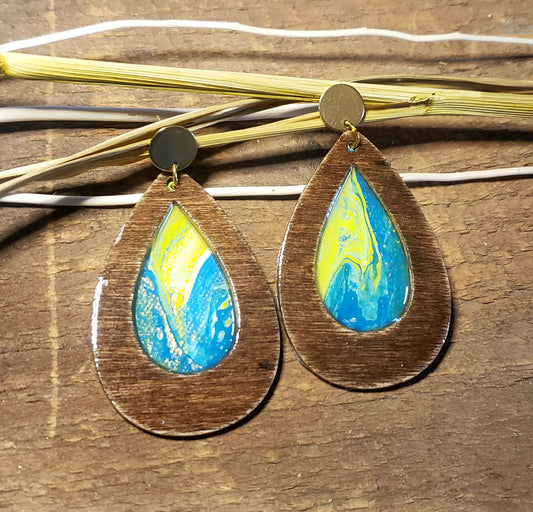 Large Blue/Yellow Teardrop